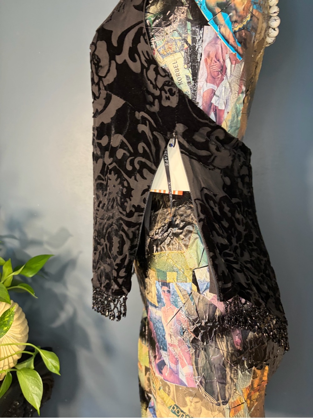 Vintage black velvet burnout tie halter top beaded trim open back deadstock - Picture 5 of 12
